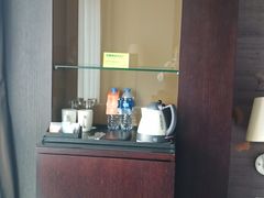 -西安绿地假日酒店