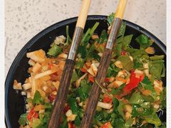 -钢管厂五区小郡肝串串香(蜀都万达店)
