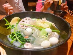 -万记麻辣烫国展总店