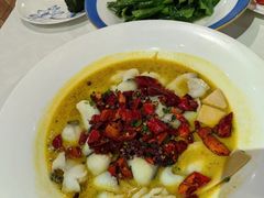 -香山湖家家宴(中山陵店)