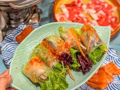-金马门国际美食百汇(珞喻路店)