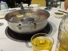 -八合里潮汕鲜牛肉火锅(上海汇智广场店)