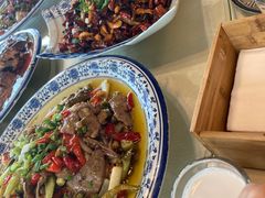 -牟记江湖特色重庆菜鱼蛋青蛙黄鳝海参(巴南区鱼洞鲁能店)