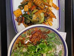 -云阿蛮云南生烫牛肉米线(奉贤路店)