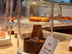 -VERIE BAKEHOUSE