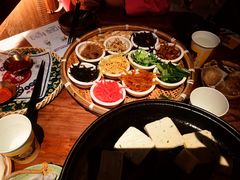 -包整·丝娃娃(一览甲秀楼风景店)