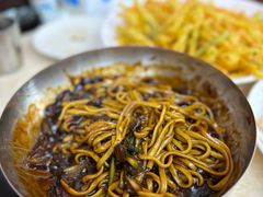 炸酱面-兴豆饭店(总店)