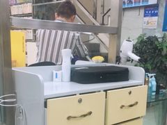 -俏夫人(德吉路店)