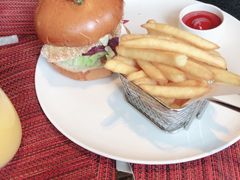 -WOLFGANG PUCK KITCHEN & BAR(迪士尼小镇店)