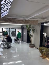 -宫铭烫发染发接发店