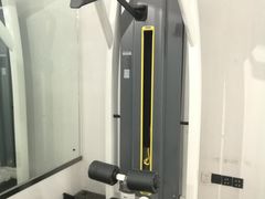 -汗水空间私教健身连锁(SM广场店)