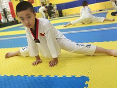 -哈喽实战跆拳道·跳绳·体能(慈云寺馆)