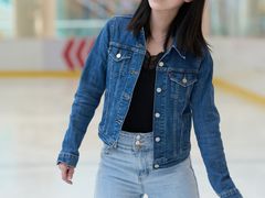 -陈露国际冰上中心(天津嘉里汇店)