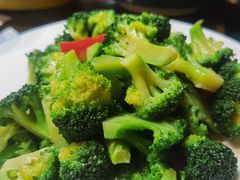 -伊带伊路新疆美食府(呼家楼店)