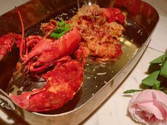 -The ROOF (通盈中心店)