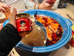 重庆红油经典鸳鸯锅-王歘歘·chuǎ火锅(五道营店)