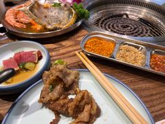 -明洞阿姨·韩式酱蟹烤肉·创意料理(三元桥店)