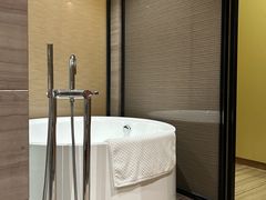 -珠海棕泉水疗酒店(拱北口岸高铁站店)