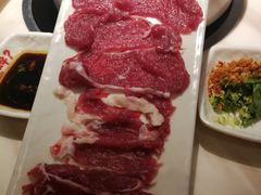 现切吊龙肉-为什么牛潮汕牛肉火锅(中信广场店)