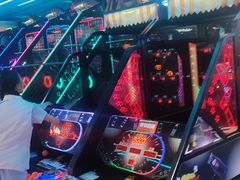 -DEDE APU潮玩运动聚乐部(观音桥店)