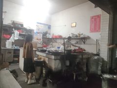 大堂-陈小五小吃部