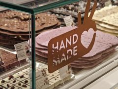 -Venchi (Chocolate & Gelato)