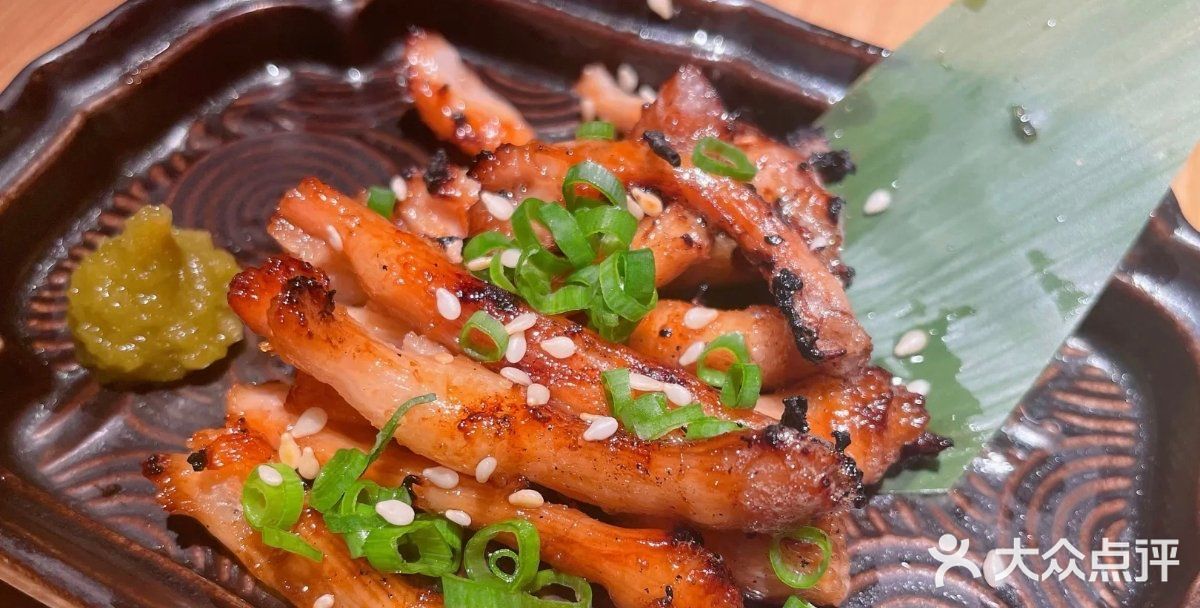 乌君·酒场·炭火烧鸟(侨城坊店)图片