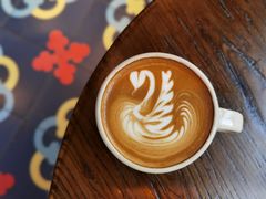 -Brut Eatery Wine Bar & Restaurant (建国东路店)