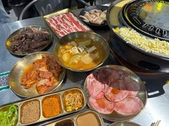 -胡悦里韩式烤肉(芝罘万达广场店)