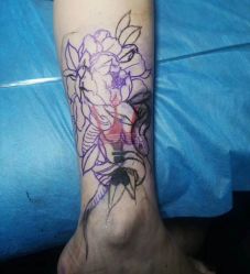 -苏针艺纹身·穿孔饰品