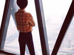 -广州塔卢特斯法国旋转餐厅