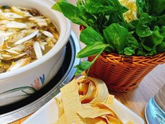 -鲜菌江湖正宗野生菌火锅