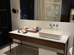-郑州建业艾美酒店