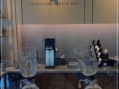 -星巴克臻选(金桥国际店)