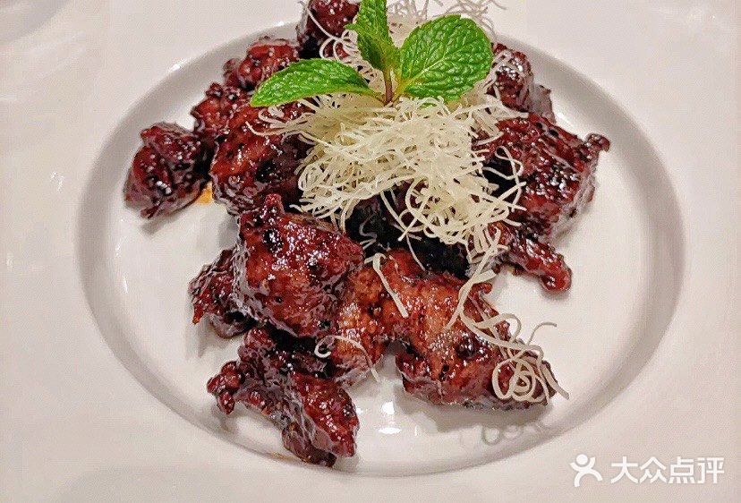 望乡楼上海菜(日月光店)越式牛肉粒图片