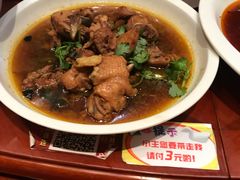 -老街坊美食汇(玉兰大街店)