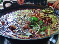 -鸿顺老铁锅美蛙鱼府(解放碑店)