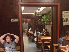 -万记麻辣烫国展总店