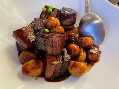 板栗红烧肉-民族饭店-四季餐厅
