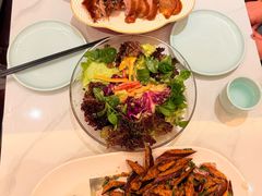 -梅利汴京烤鸭•开封豫菜地标店(东大街店)