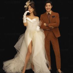 -雪中彩影婚纱摄影·微光艺术中心