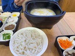 -阿香米线(凯德广场.1818店)