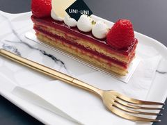 -UNI UNI(环亚凯瑟琳店)