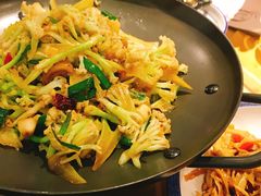 -老板很二(吉大店)
