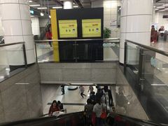 -公园前(地铁站)