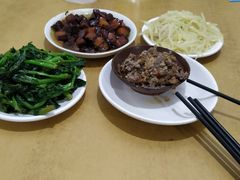-十一街苍蝇馆子转经消江湖菜(九眼桥十一街店)