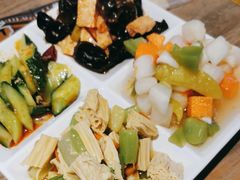 素拼凉菜-叁宝烤肉• 西安烧烤 领跑品牌(中海城店)