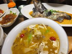 -亚哈饭店(梅园新村小区店)