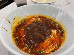 -李与白包子铺(桐梓林店)