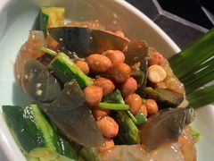 大连F4-鸣记脆皮烤鱼·海鲜烤鱼(三八广场店)